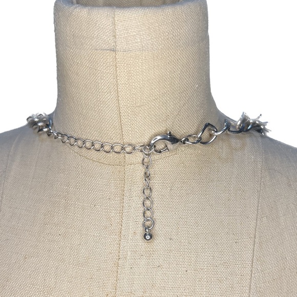 Needlepoint Southwest Silver Necklace INSPIRED - Picture 5 of 5